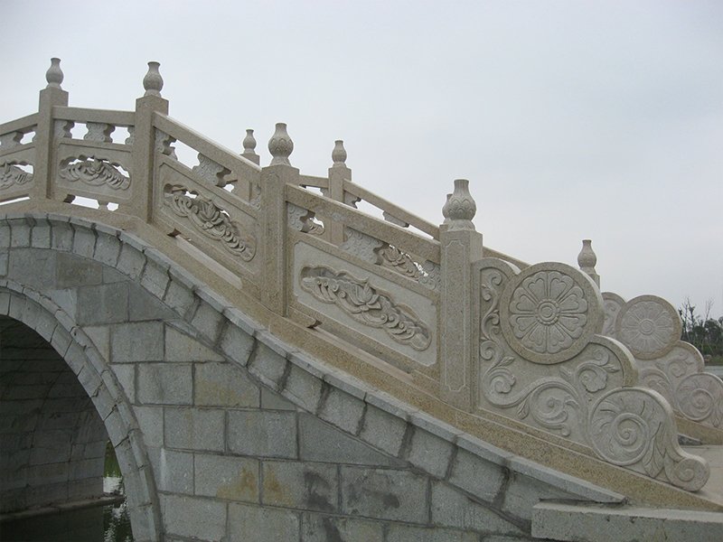 拱橋石欄板